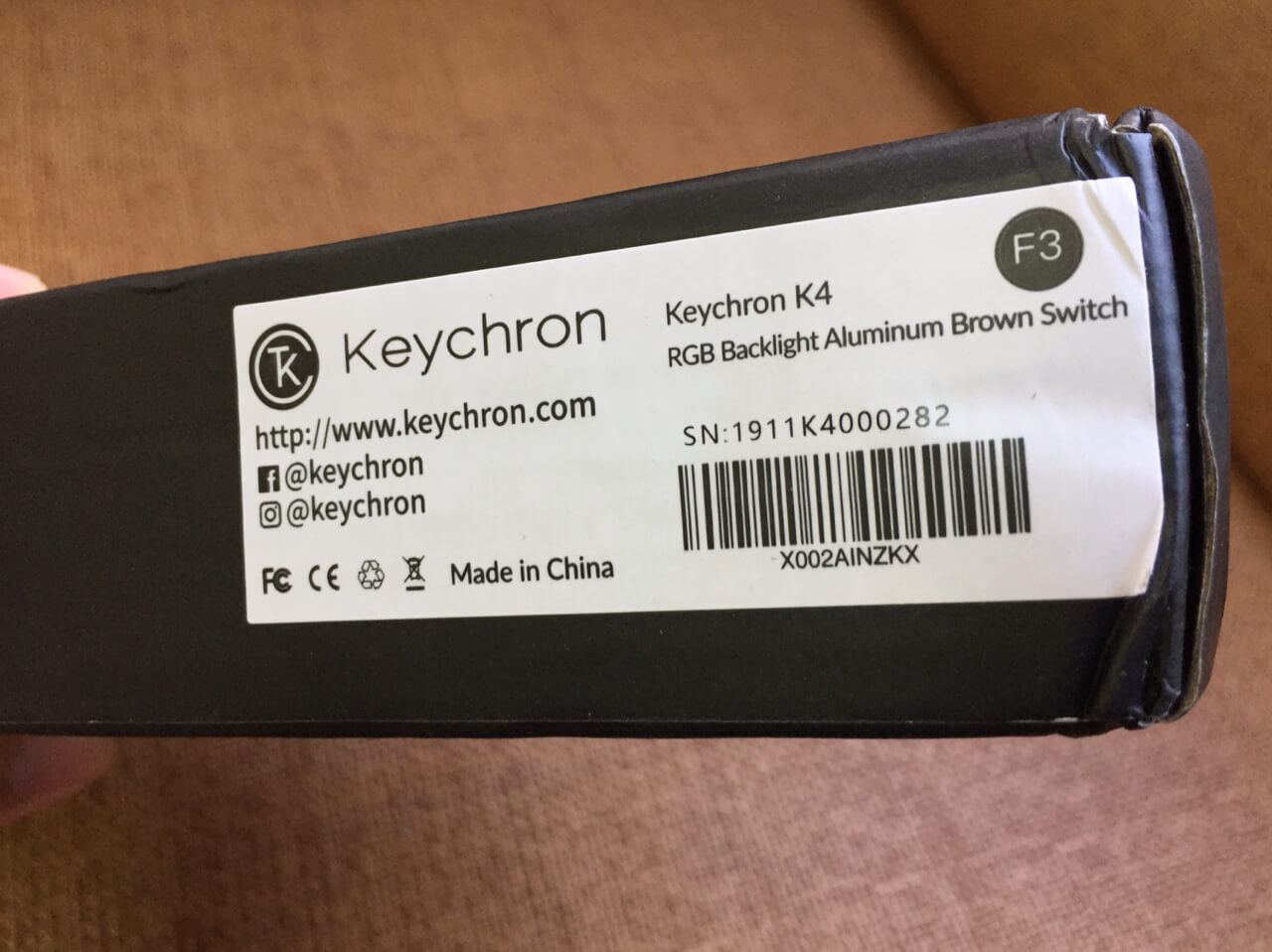 label of Keychron K4 box